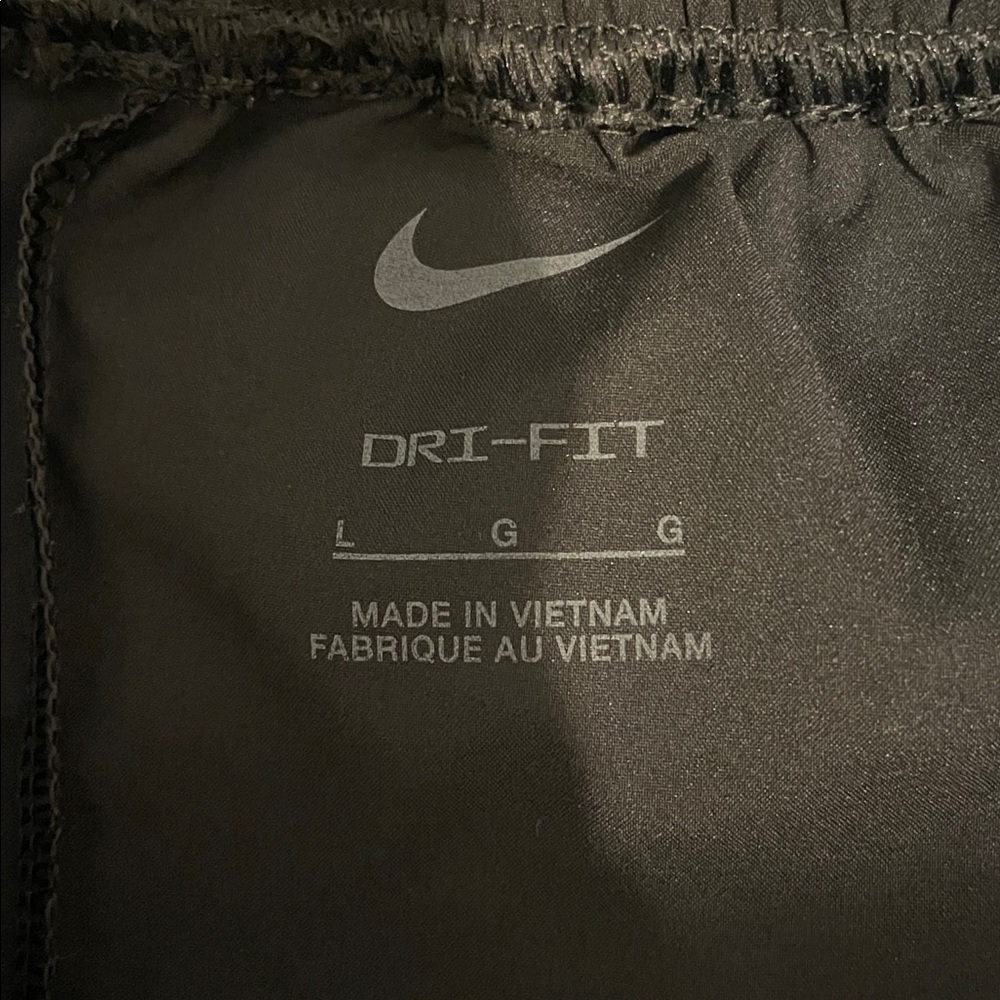 Youth Sz large Nike Dri-Fit black joggers with pockets - Picture 3 of 5